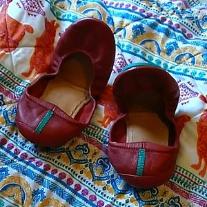 Burgundy Tieks Size 7